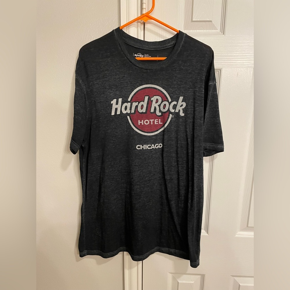 Hard Rock Cafe Charcoal Gray T-Shirt with Red Logo XL